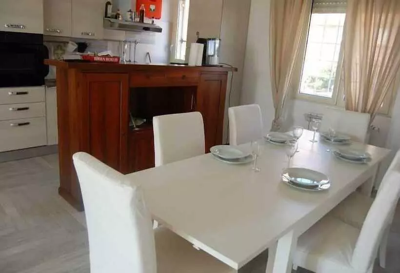 ベッドアンドブレックファースト La Duna Beach