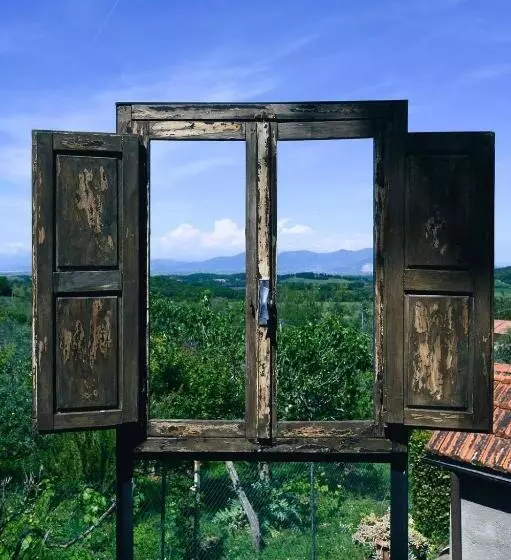 تختخواب و صبحانه La Finestra Sul Colle