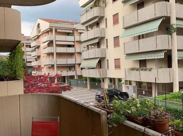 تختخواب و صبحانه Nottetempo Verona