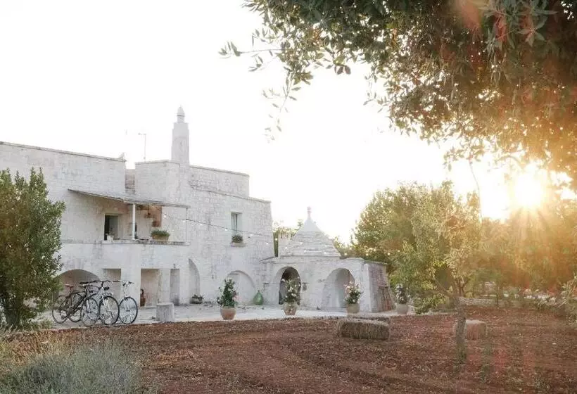 تختخواب و صبحانه Pietra Pesara