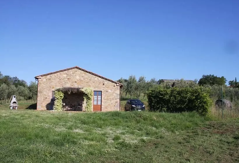 هتل روستایی Borgo Rapale