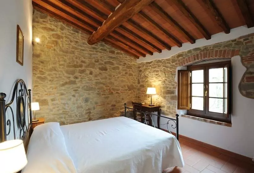 هتل روستایی Borgo Rapale