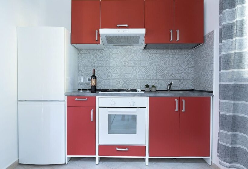 King Arthur's Houses