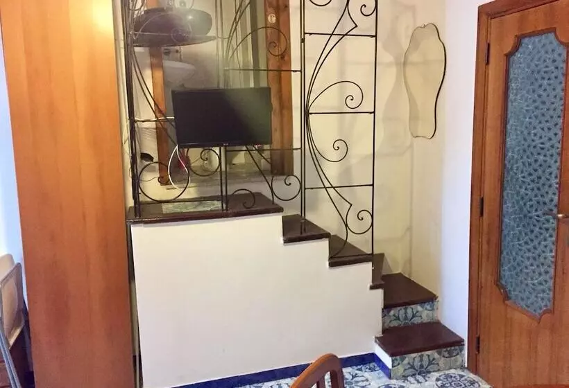 ペンション B&b La Bouganville