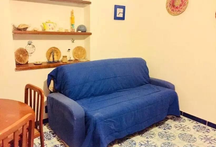 ペンション B&b La Bouganville