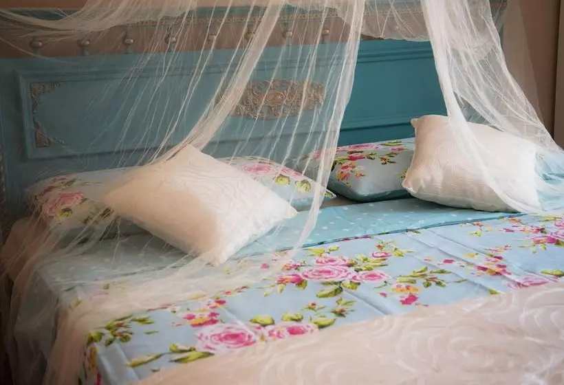 Tatiana Luxury Villa & B&b