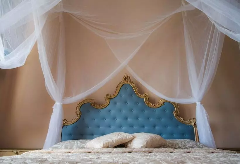Tatiana Luxury Villa & B&b