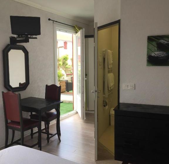 هتل La Côte D Argent