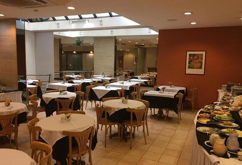 酒店 Crystal Palace