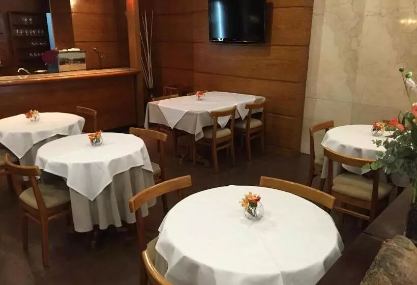 Отель Crystal Palace