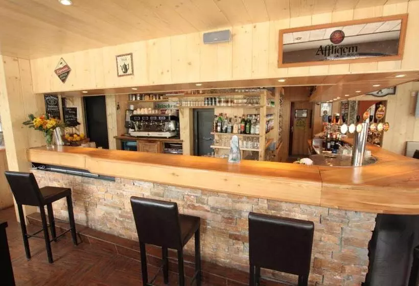 فندق Hôtel Les Vallois