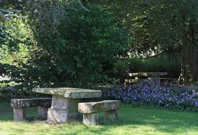 ホテル Logis La Résidence