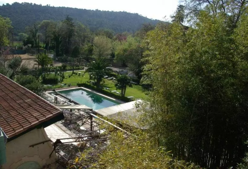 Hotel Hôtel Restaurant La Source