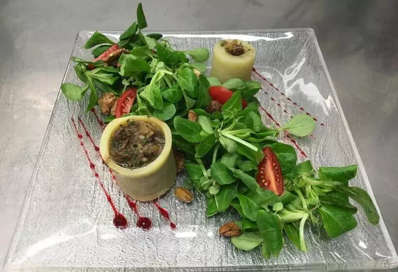 فندق Logis Le Midland