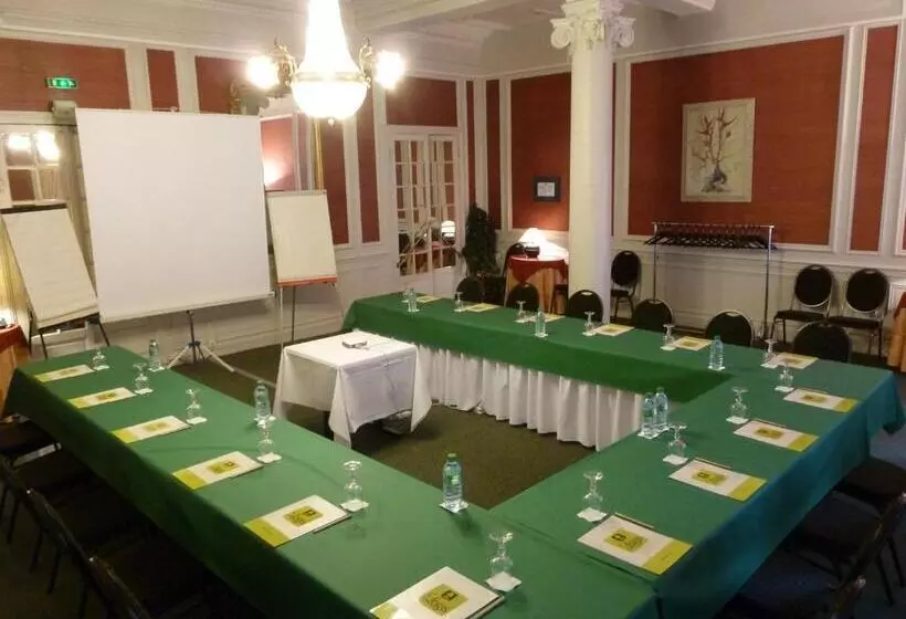 فندق Logis Le Midland