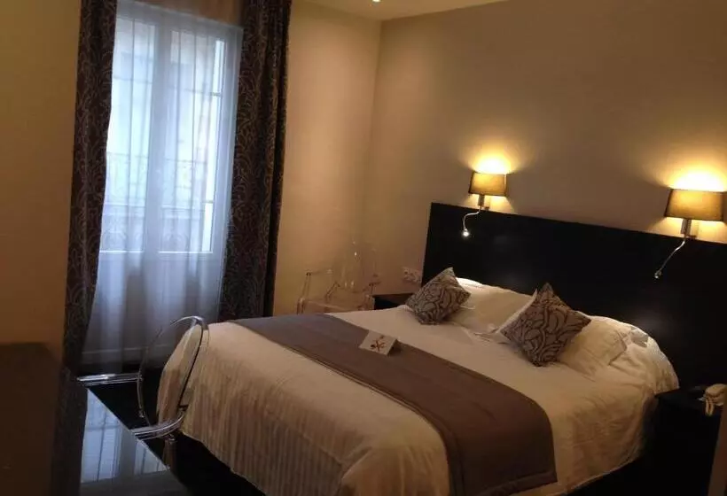 فندق Logis Le Midland