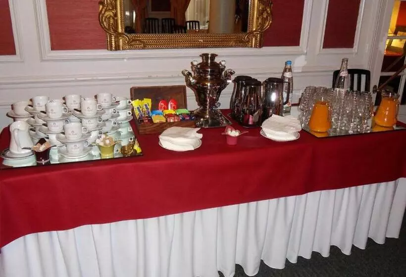 فندق Logis Le Midland