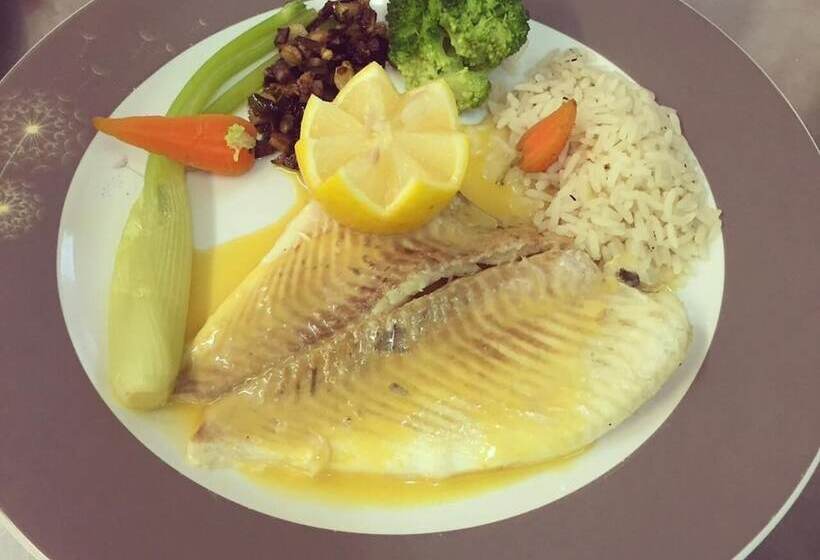 Logis Hotel Restaurant Le Vedaquais