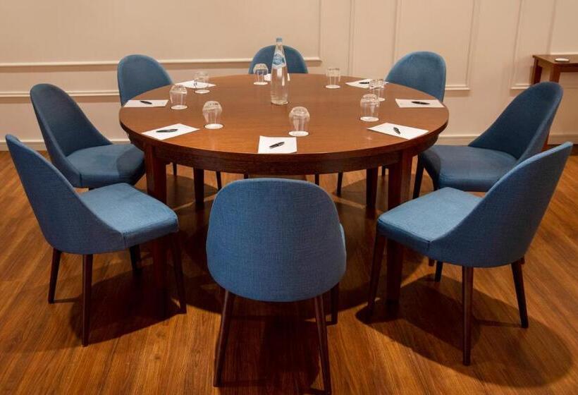 Luna Hotel de Tábua