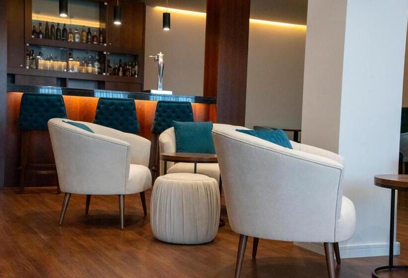 Luna Hotel de Tábua