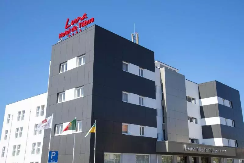 Luna Hotel de Tábua