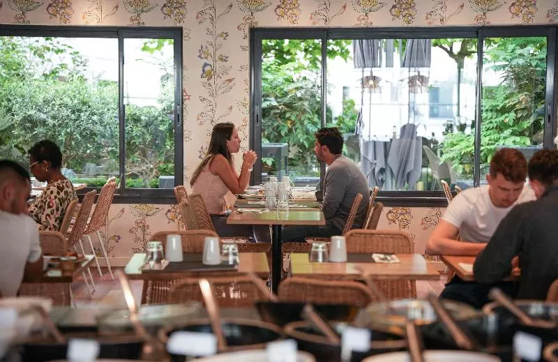 ホテル Mercure Paris Gare Montparnasse TGV