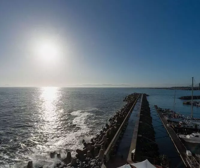 Radisson Collection Hotel, Waterfront Cape Town