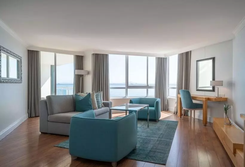 Radisson Collection Hotel, Waterfront Cape Town