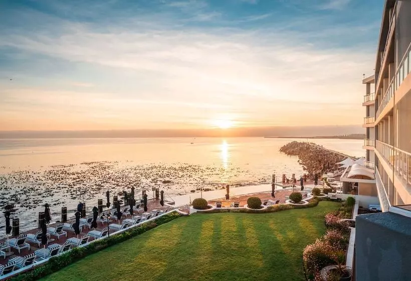 Radisson Collection Hotel, Waterfront Cape Town