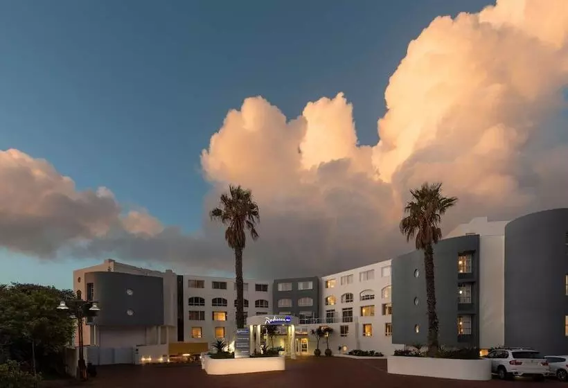 Radisson Collection Hotel, Waterfront Cape Town