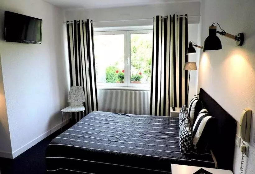 ホテル Restaurant Aux Sapins