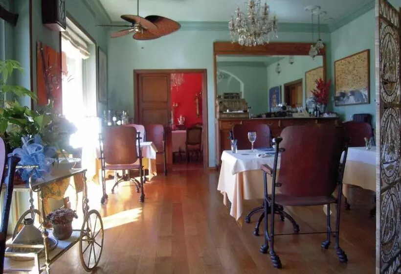 ホテル Torre Marti