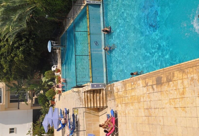 Mariela Hotel Apartments