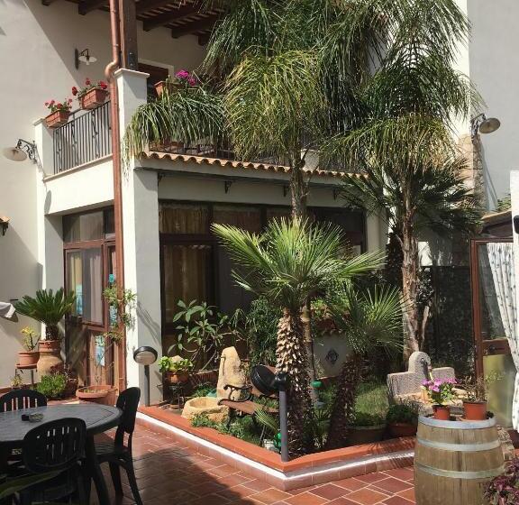 تختخواب و صبحانه Baglio Cusenza Rooms