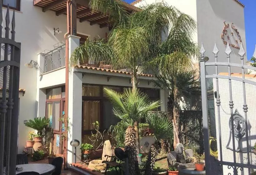 تختخواب و صبحانه Baglio Cusenza Rooms
