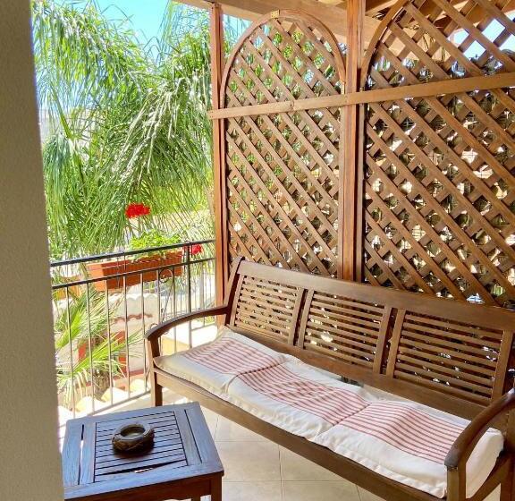 تختخواب و صبحانه Baglio Cusenza Rooms