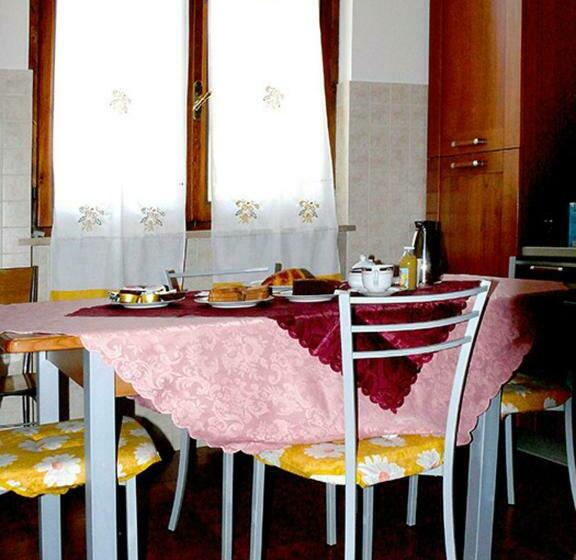 تختخواب و صبحانه Il Giardino Di Venere