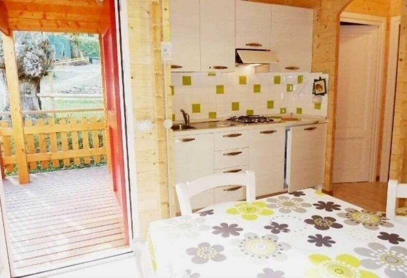 Hotel Campeggio Parco Dei Castagni Srl