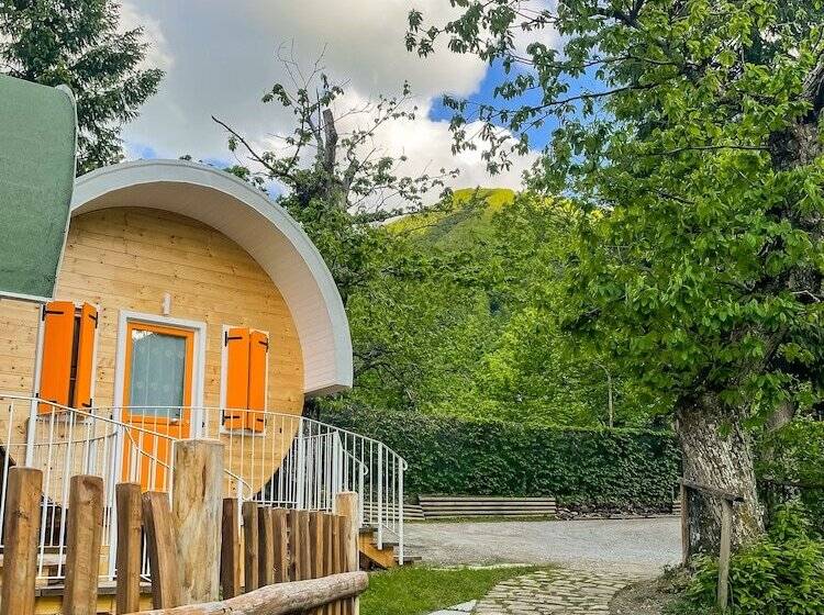 Hotel Campeggio Parco Dei Castagni Srl