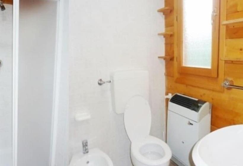 Hotel Campeggio Parco Dei Castagni Srl