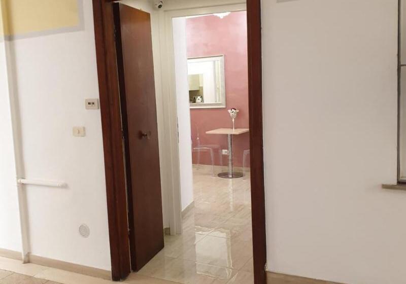 פנסיון Museum Guest House