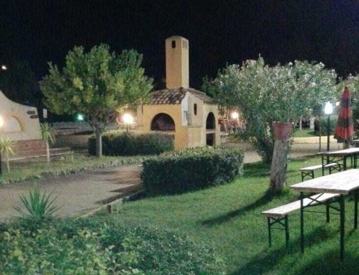 住所  Villaggio Turistico Le Meridiane