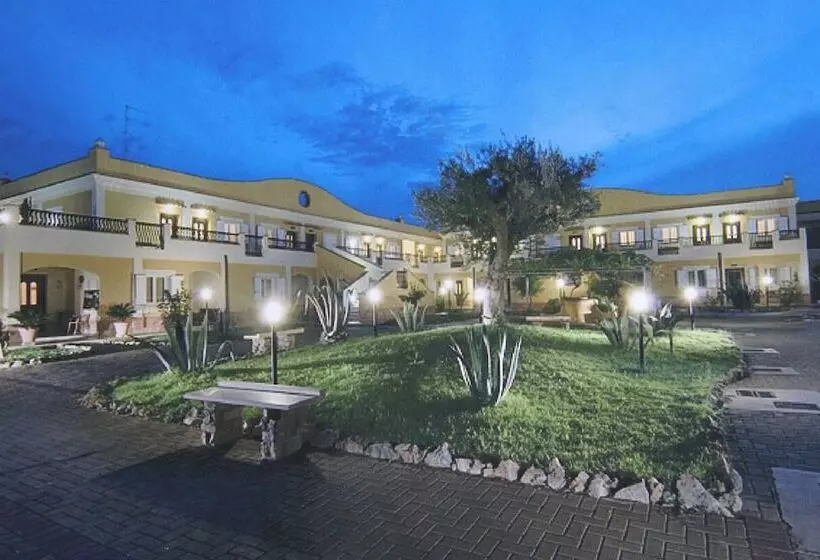 レジデンス Villaggio Turistico Le Meridiane