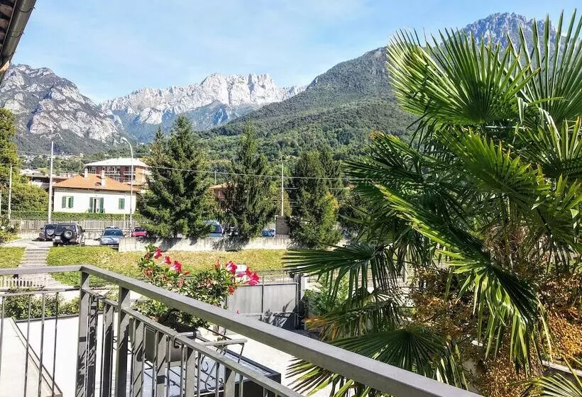 Aamiaismajoitus (B&B) Residenza Laurum