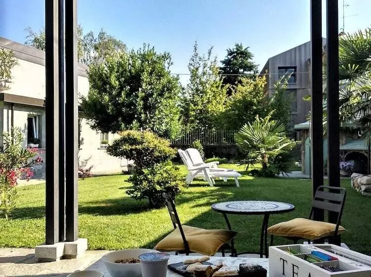 Aamiaismajoitus (B&B) Residenza Laurum