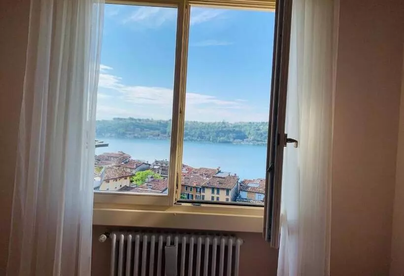 Aamiaismajoitus (B&B) Villa Ai Colli