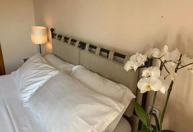 Aamiaismajoitus (B&B) Villa Ai Colli