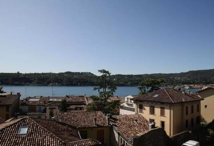 Aamiaismajoitus (B&B) Villa Ai Colli