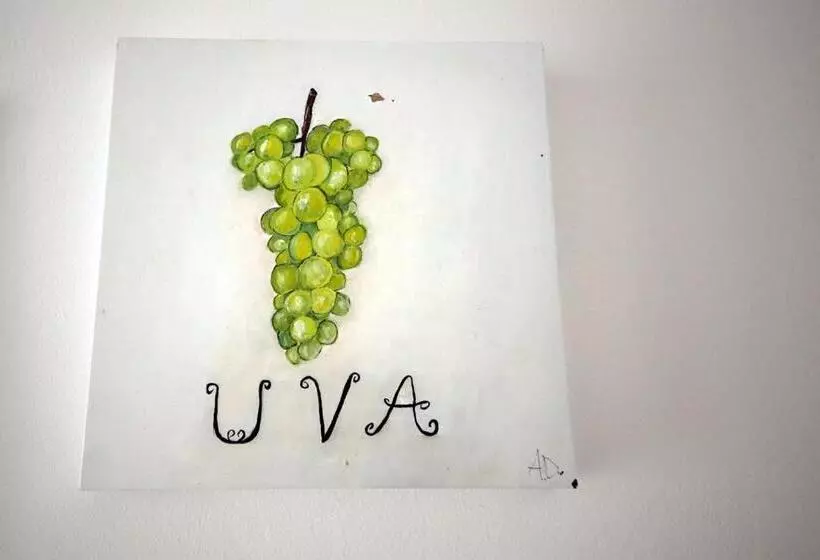 تختخواب و صبحانه La Piazzetta