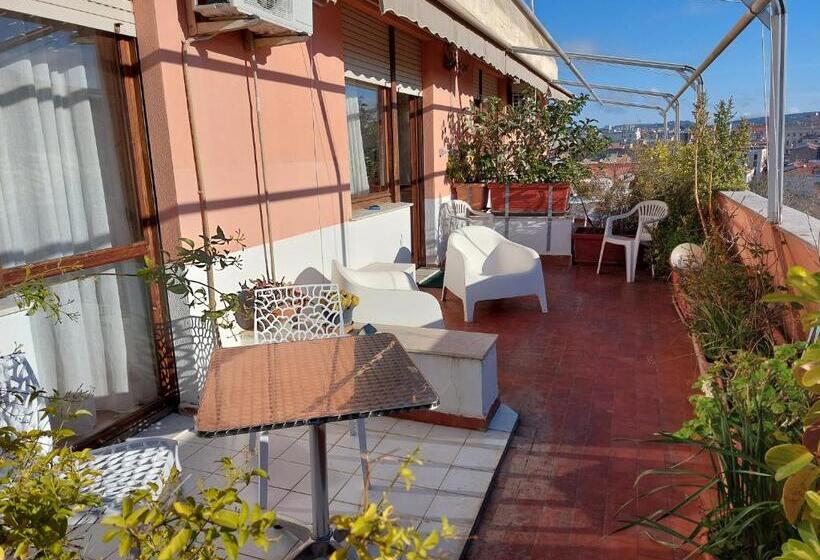 ベッドアンドブレックファースト La Terrazza Di Anna